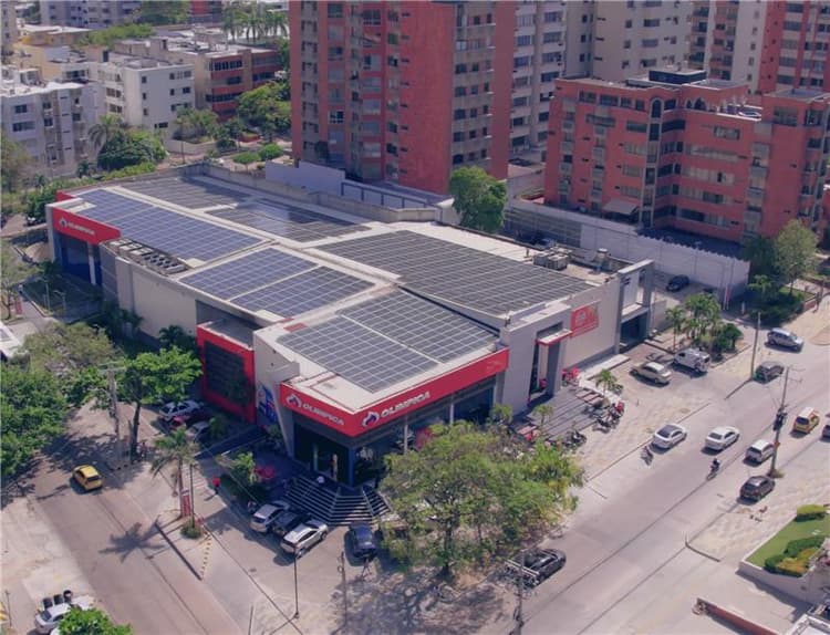 Paneles solares sobre cubierta